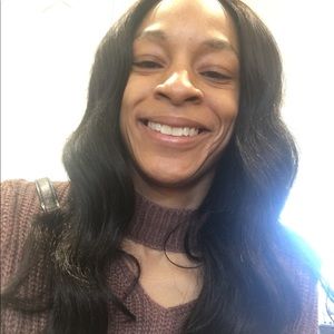 Meet your Posher, Ebonie